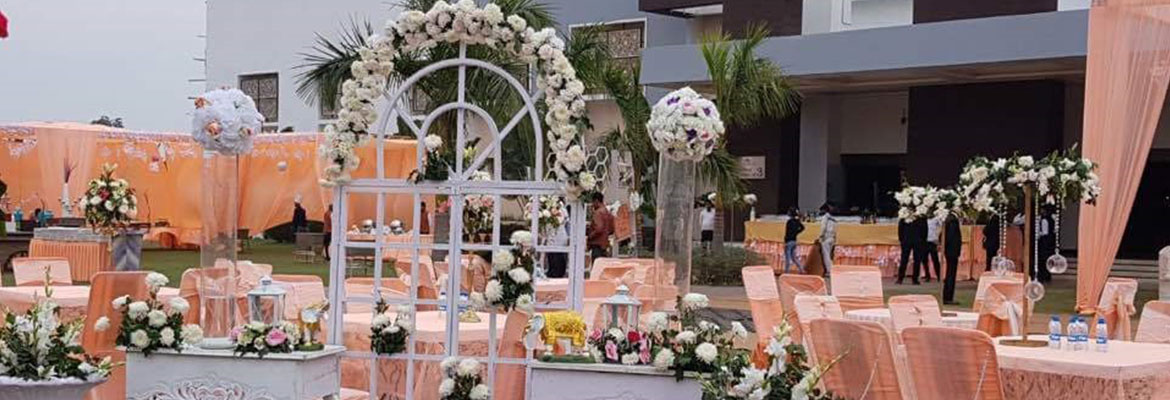 Wedding Stage Flower Decoration