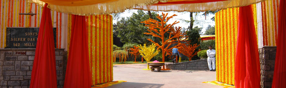 Wedding Stage Flower Decoration